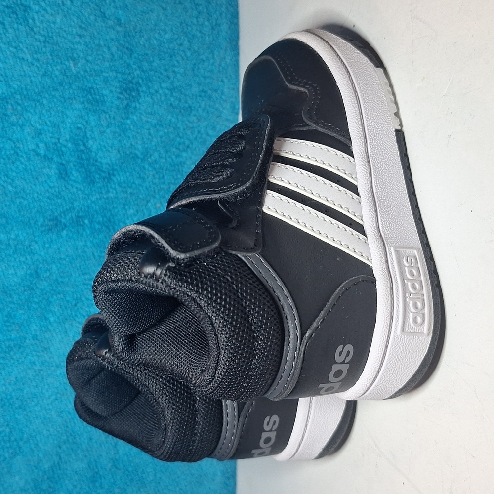 Adidas High Tops Toddler High Top Adidas Hoops Mid AC  Kid's Shoes 6  LIKE NEW - Picture 5 of 8